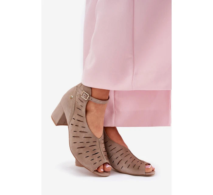 Dámské Semišové Boty Na Podpatku Maciejka Tmavě Béžové 06893-10 Dámské Semišové Boty Na Podpatku Maciejka Tmavě Béžové 06893-10