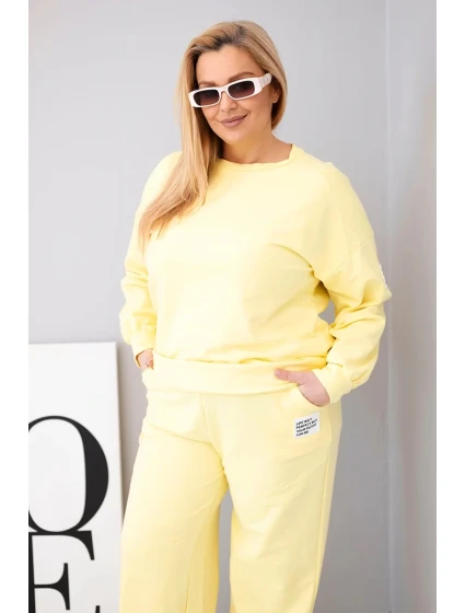 Dámský komplet Plus Size bavlněný s volnou mikinou a kalhotami s širokou nohavicí žlutý