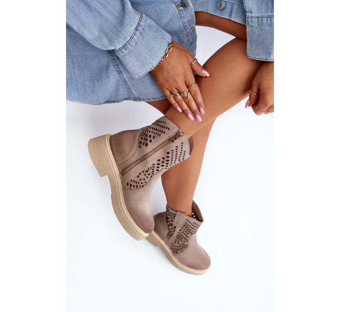 Sametové Dámské Botky Na Ploché Podrážce Cappuccino model 21652595 - Zazoo