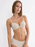 Body Make‑Up Illusion – Neviditelná podprsenka se středním krytím a comfort wire Triumph