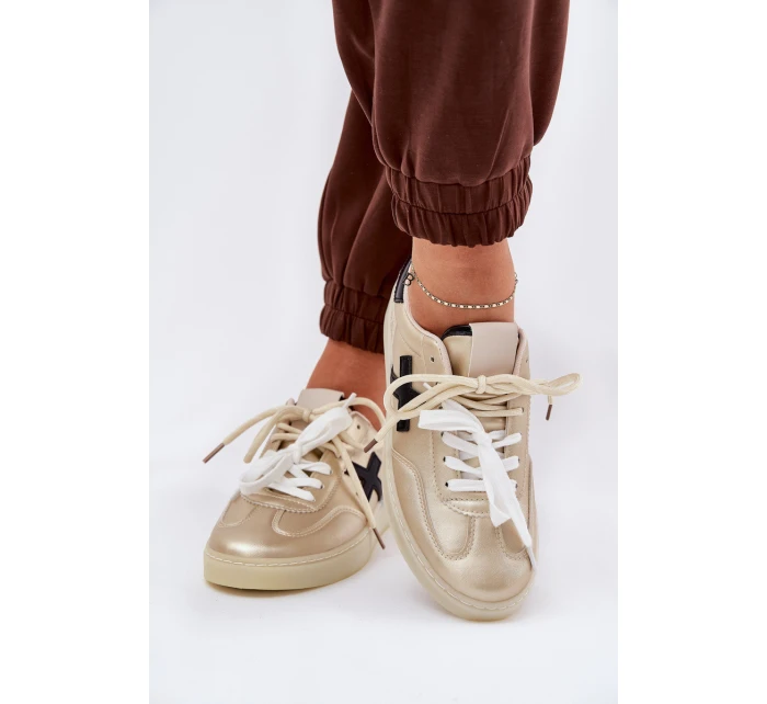 Nízké dámské sportovní boty zlaté model 21685903 - Boto Nízké dámské sportovní boty zlaté model 21685903 - Boto