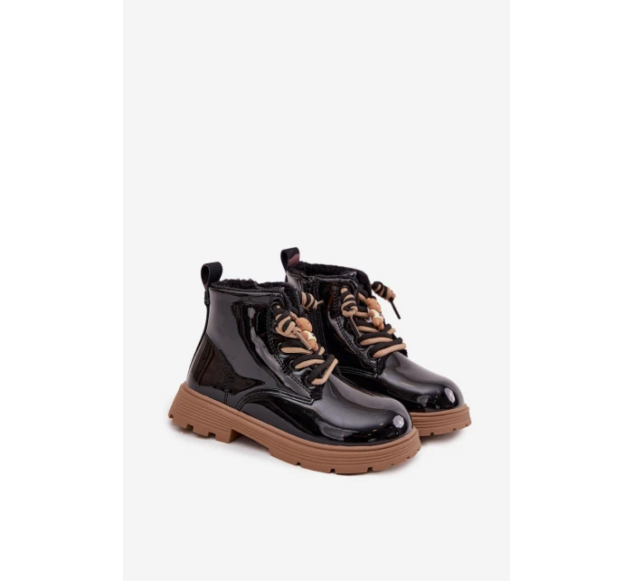 Zateplené dětské lakované kotníkové boty s přezkou medvěd černé Jovellea Zateplené dětské lakované kotníkové boty s přezkou medvěd černé Jovellea