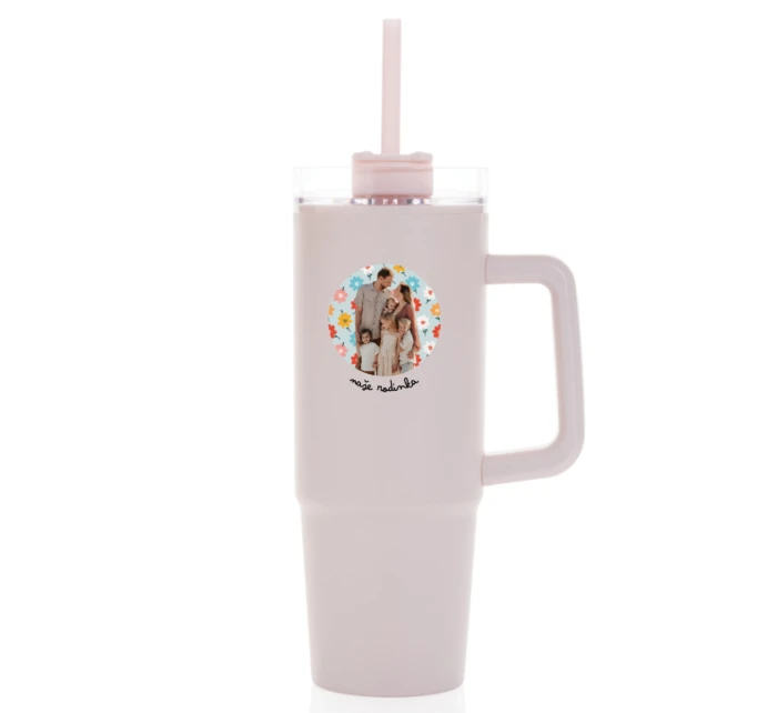 Personalizovaná termoska s průhledným víčkem s výřezem fotky na podkladu