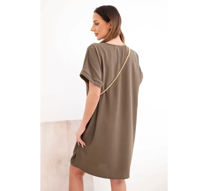 Dámské šaty s krátkým rukávem a model 22064361 na řetízku hnědá - K-Fashion