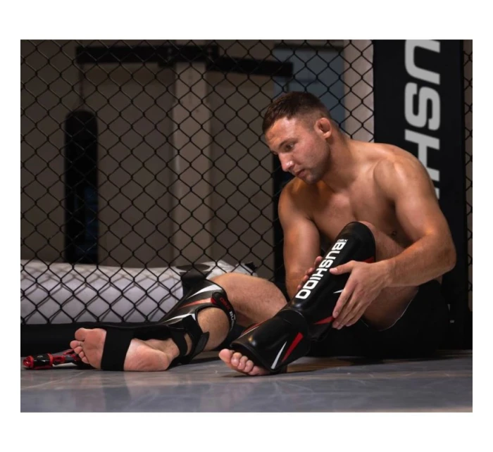 Chrániče holenních kostí M - Ninja Chrániče holenních kostí M - Ninja