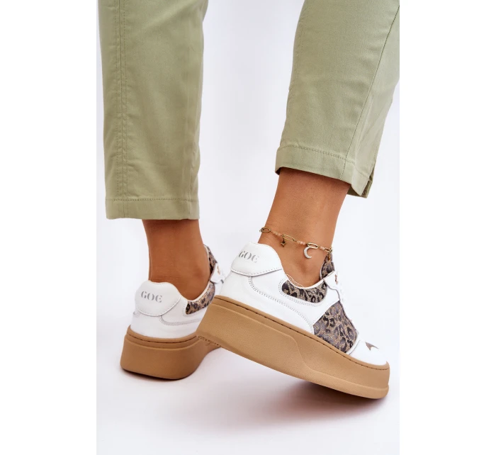 Dámská pohodlná sportovní obuv GOE LL2N4052 Bílo-béžová Dámská pohodlná sportovní obuv GOE LL2N4052 Bílo-béžová