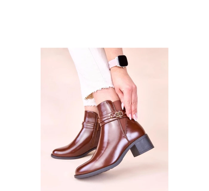 Boty na podpatku model 222371 Solea Boty na podpatku model 222371 Solea