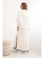 Dámská souprava s viskózou s rozepínací mikinou a dlouhou sukní ecru Dámská souprava s viskózou s rozepínací mikinou a dlouhou sukní ecru