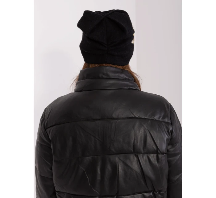 Čepice AT CZ 2329 1.85 černá a béžová Čepice AT CZ 2329 1.85 černá a béžová