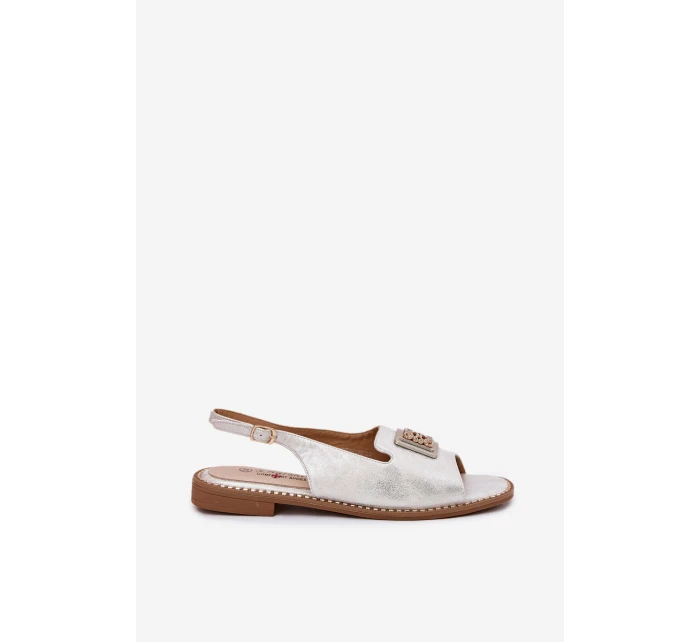 Elegantní Dámské Sandály Na Plochém Podpatku S Dekorací S.Barski KV51-082 Stříbrné Elegantní Dámské Sandály Na Plochém Podpatku S Dekorací S.Barski KV51-082 Stříbrné