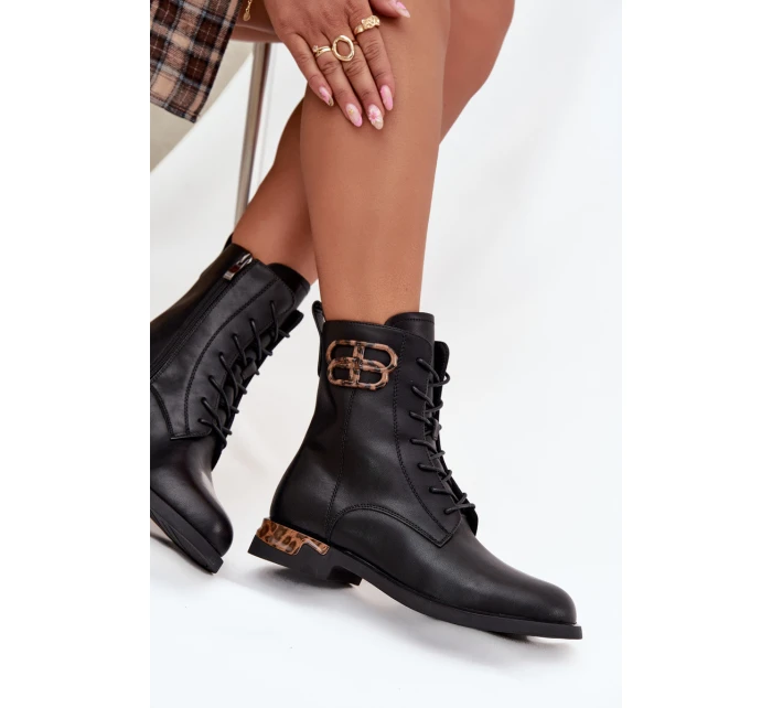 Dámské botky Artiker – černé, zateplené, s ozdobou, na nízkém podpatku Dámské botky Artiker – černé, zateplené, s ozdobou, na nízkém podpatku