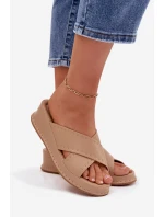 Zdobené dámské sandály na platformě z eko kůže Béžové model 21954702 - Boto