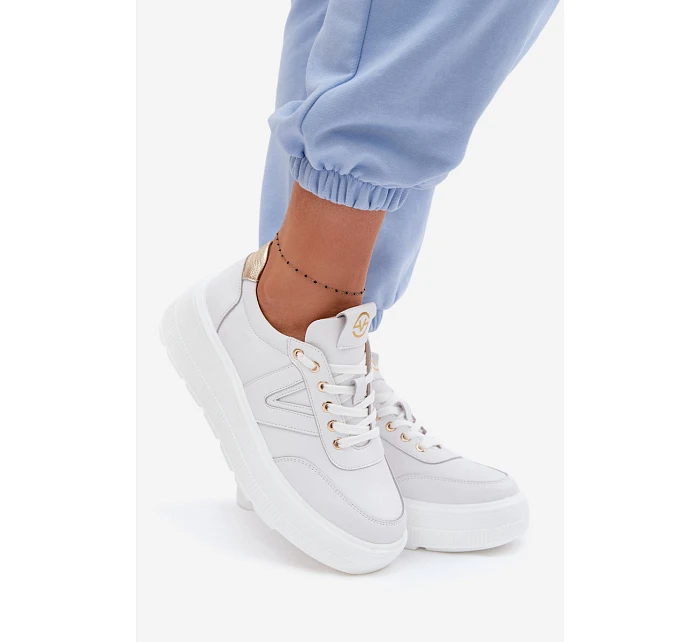 Kožené dámské tenisky na platformě model 22076967 bílé - VINCEZA Kožené dámské tenisky na platformě model 22076967 bílé - VINCEZA