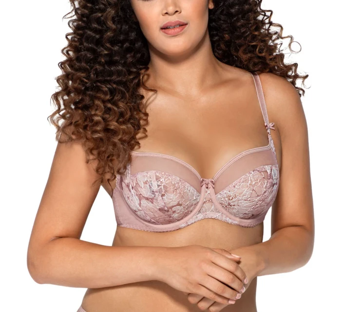 Ava 1982 Lianel barva: pudrově růžová