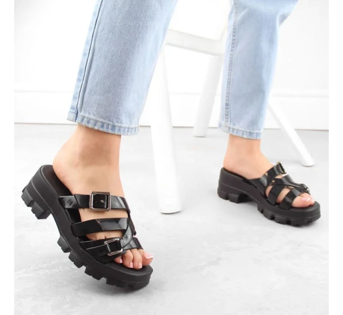 žabky s podpatkem W model 20183834 - Zaxy žabky s podpatkem W model 20183834 - Zaxy