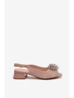 Kožené dámské sandály na podpatku s ozdobou model 22031834 béžové - D&A