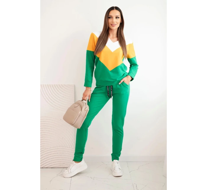 Dámský komplet teplákový Plus Size s výstřihem do V zelený Dámský komplet teplákový Plus Size s výstřihem do V zelený