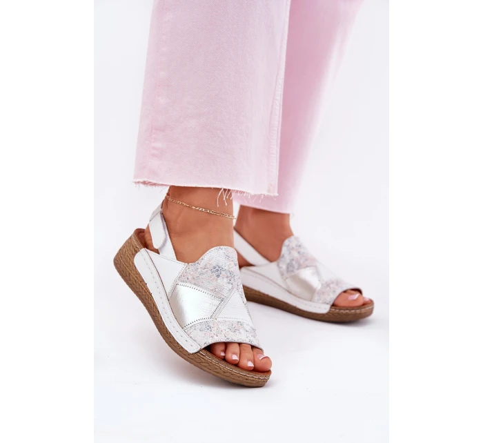 Dámské Kožené Sandály Na Klínu S Pletením model 21702005 Bílé - Maciejka