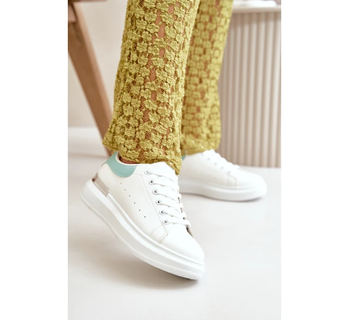 Nízké Dámské Tenisky Na Platformě Z Eko Kůže Bílá-Zelená Nevelena Nízké Dámské Tenisky Na Platformě Z Eko Kůže Bílá-Zelená Nevelena