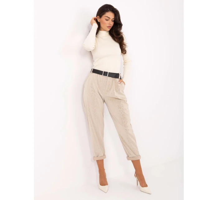 Spodnie IT SP model 21389004 jasny beżowy - FPrice Spodnie IT SP model 21389004 jasny beżowy - FPrice