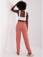 Tmavě růžové látkové letní kalhoty od SUBLEVEL