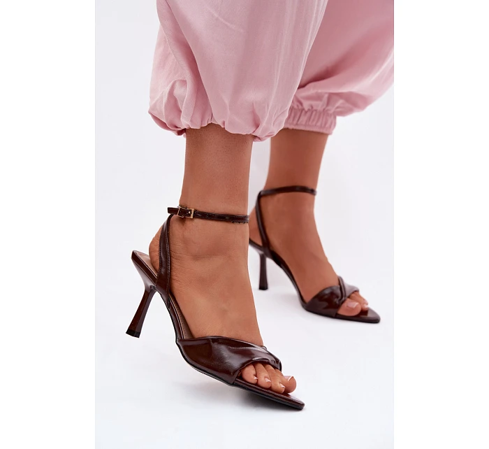 Sandály na podpatku  model 226515 Step in style