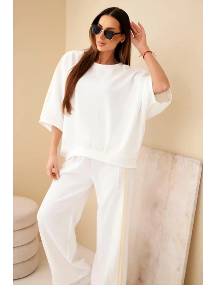 Dámský komplet z viskózy máslový se širokými nohavicemi a volnou blůzou bílý