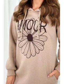 Dlouhé izolované šaty s výšivkou tmavě béžová