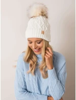 Czapka JK CZ model 20509103 ecru - FPrice