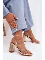 Sandály na podpatku  model 225209 Step in style