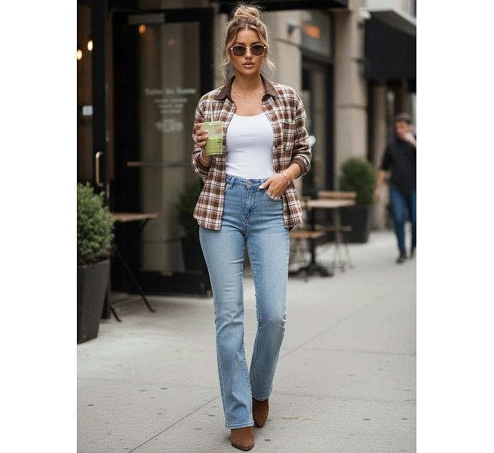 Jeansy damskie z wysokim stanem niebieskie model 22110001 - FashionStreet