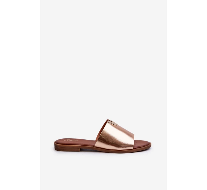 Dámské sandály z ekokože na ploché podrážce zlaté Maliha Dámské sandály z ekokože na ploché podrážce zlaté Maliha