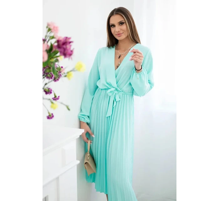 Šaty se lemem světle mátová model 20892529 - K-Fashion Šaty se lemem světle mátová model 20892529 - K-Fashion