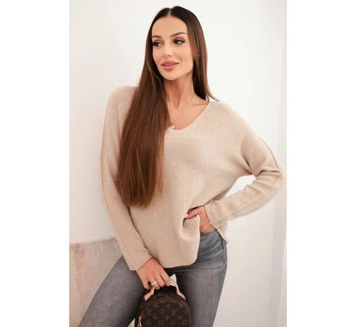 Dámský svetr s viskózou a výstřihem do V tmavě béžový Dámský svetr s viskózou a výstřihem do V tmavě béžový