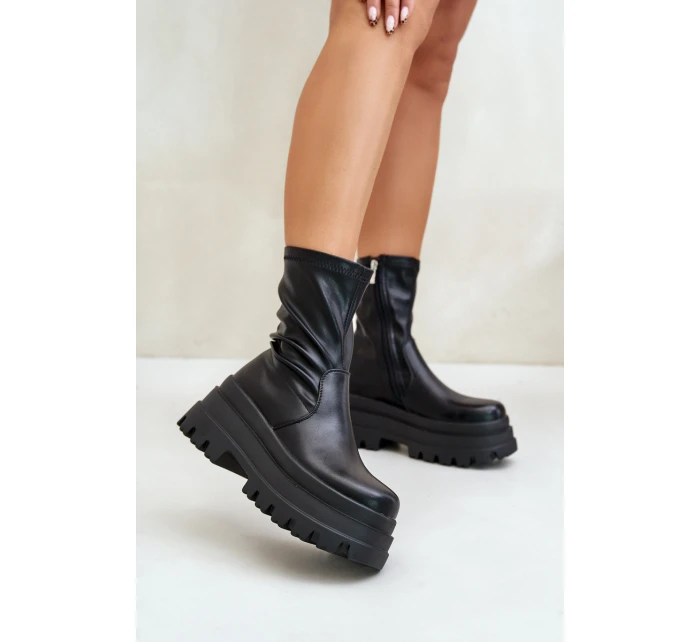 Boty Na Masivní Platformě Černé Florinara Boty Na Masivní Platformě Černé Florinara