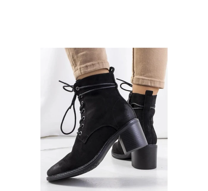 Boty na podpatku  model 204856 Solea