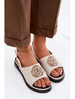 Kožené dámské sandály s ozdobným detailem D&A GR61-5937 Béžové