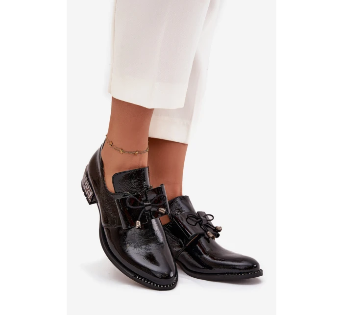 Lakované dámské polobotky na nízkém podpatku s mašlí Zazoo 1399 Černé