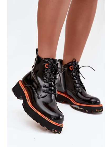 Dámské kotníkové boty z lakované přírodní kůže s izolací model 21712424 Černé - Artiker