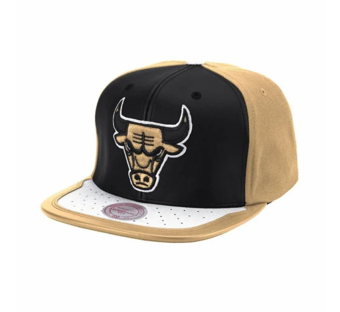 Kšiltovka NBA Day One Snapback Bulls model 21113085 - Mitchell & Ness