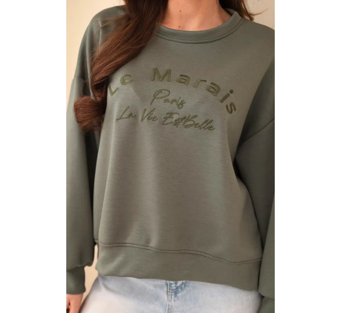 Dámská mikina s výšivkou volného střihu model 21893770 khaki - K-Fashion Dámská mikina s výšivkou volného střihu model 21893770 khaki - K-Fashion