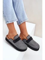 Dámské pantofle zdobené zirkony na platformě černé model 21683239 - Boto Dámské pantofle zdobené zirkony na platformě černé model 21683239 - Boto