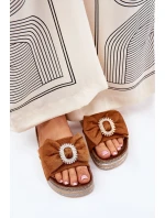 Dámské Sandály Na Platformě S Mašlí A Dekorativní Broží Hnědé Lenela Dámské Sandály Na Platformě S Mašlí A Dekorativní Broží Hnědé Lenela