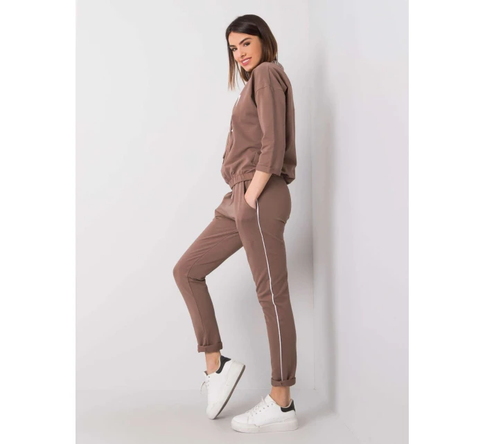 Souprava RV KMPL 6421.06 hnědá Souprava RV KMPL 6421.06 hnědá