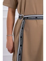 Šaty s ozdobným páskem camel Šaty s ozdobným páskem camel