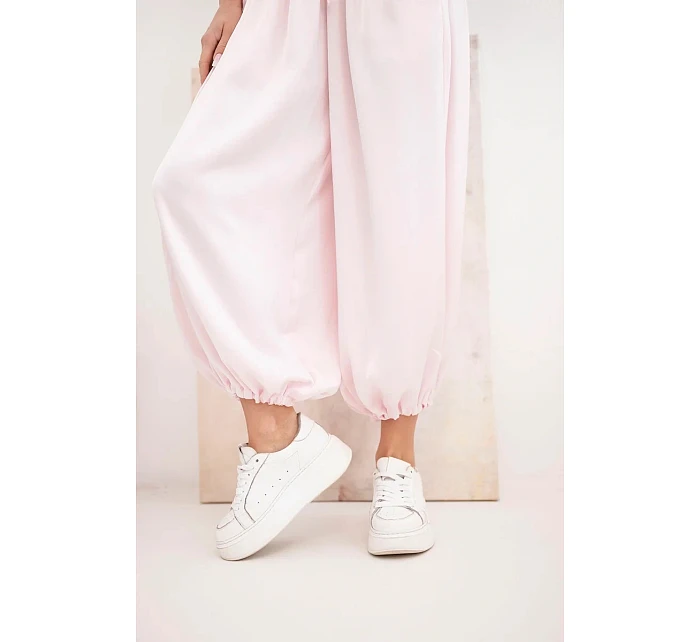 Dámské široké kalhoty s gumou v pase a šňůrkou ve stylu model 22064407 bonbónově růžová - K-Fashion Dámské široké kalhoty s gumou v pase a šňůrkou ve stylu model 22064407 bonbónově růžová - K-Fashion