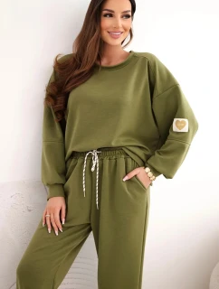 Dámský máslový komplet s volnou mikinou a kalhotami s nápisem LOVE olivový