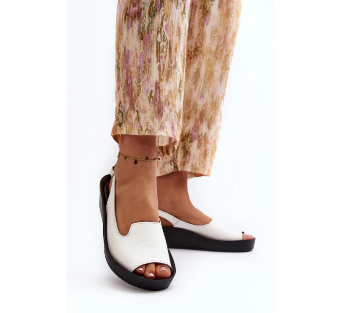 Dámské kožené sandály na tlusté podrážce Zazoo 2893 bílé