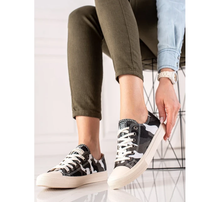 Výborné vícebarevné tenisky dámské bez podpatku Výborné vícebarevné tenisky dámské bez podpatku