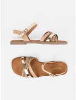 Praktické  sandály dámské zlaté na plochém podpatku